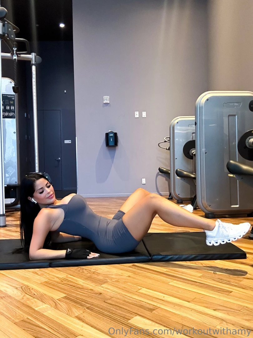 Working on my absss what are your favorite ab exercises 