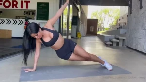 Happy monday core exercises train the muscles in your core to work in