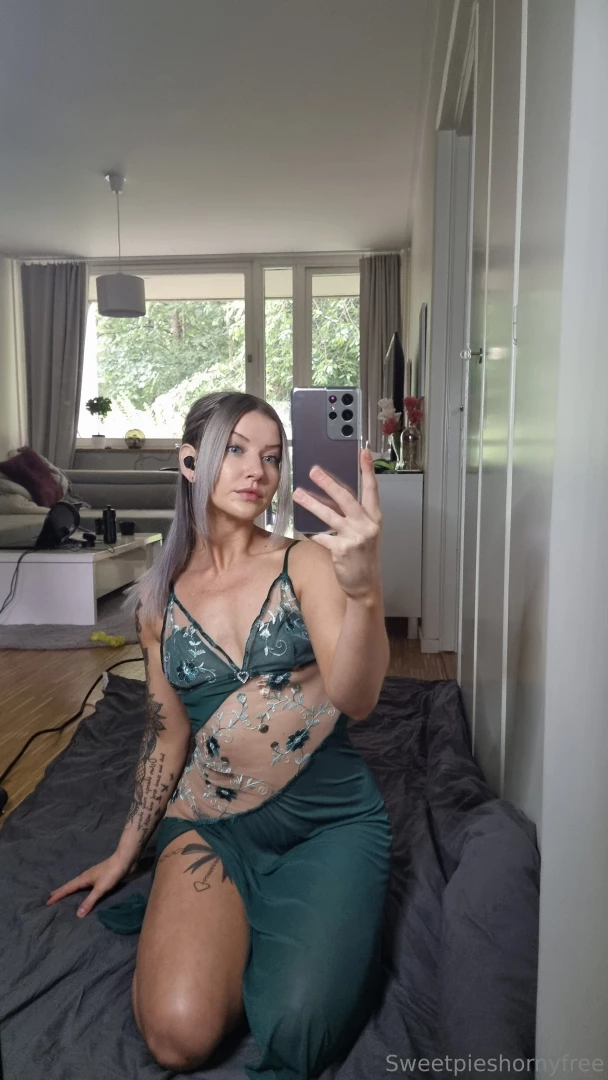 Sweetpieshorny have you seen my naughty content yet 