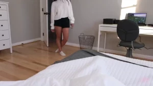 Lily s roommate pays her rent hey can i borrow your phone charger oh