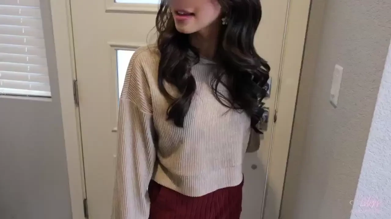 Lily s your new next door neighbor i just moved into my new place and 