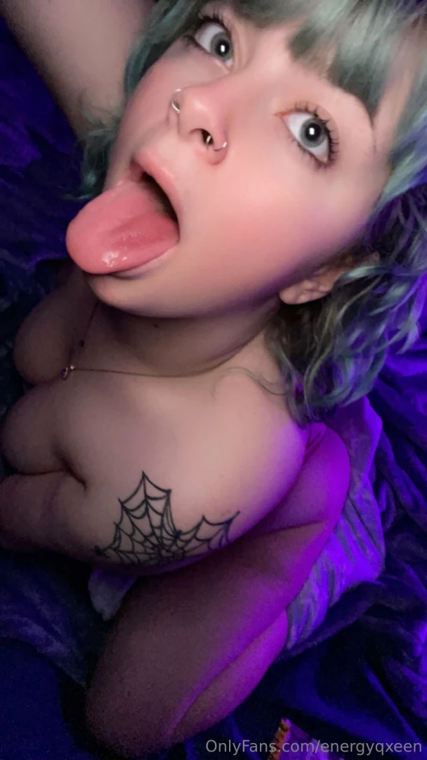 Daddyyyyy put it in my mouth right nowww 