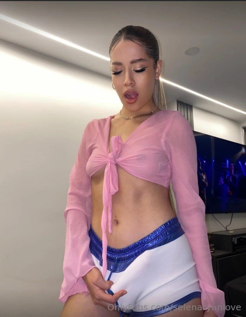 Free subscription carmenxo_official hasn t been here long but she part 512 