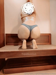 How you like the view of my ass