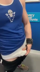 Got so horny at the gym so ready to bust