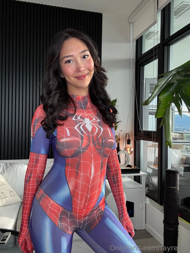 If i told you what this spider girl just did would you behave or 