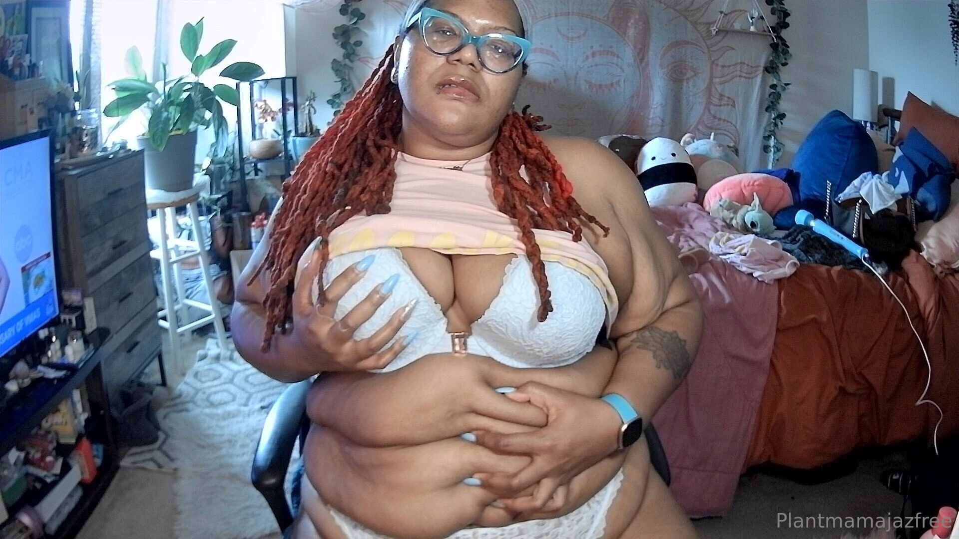 Like this if your cock is hard tip this 20 if you want a live video 