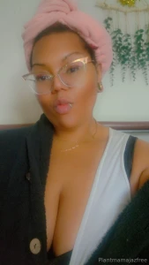 Hi baby xx you wanna play with mommy