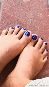 Without a doubt the blue color is the best to wear and even better if part 1