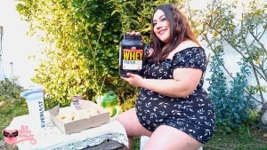 Six donuts at the same time a snack of 6 donuts okay fine will you eat part 8