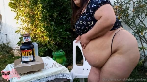 Six donuts at the same time a snack of 6 donuts okay fine will you eat part 5