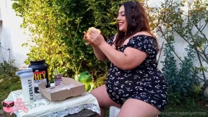 Six donuts at the same time a snack of 6 donuts okay fine will you eat