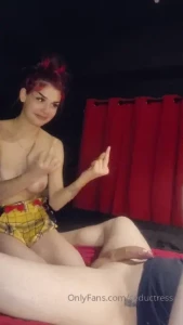 Seductress part 837