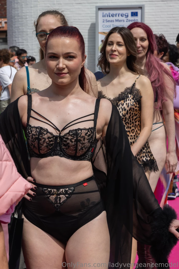 Pictures from the lingerie runway in ostend for obscure lingerie dimi part 10 