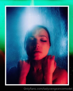 Third and last set from the shower shoot with jens de vos part 10