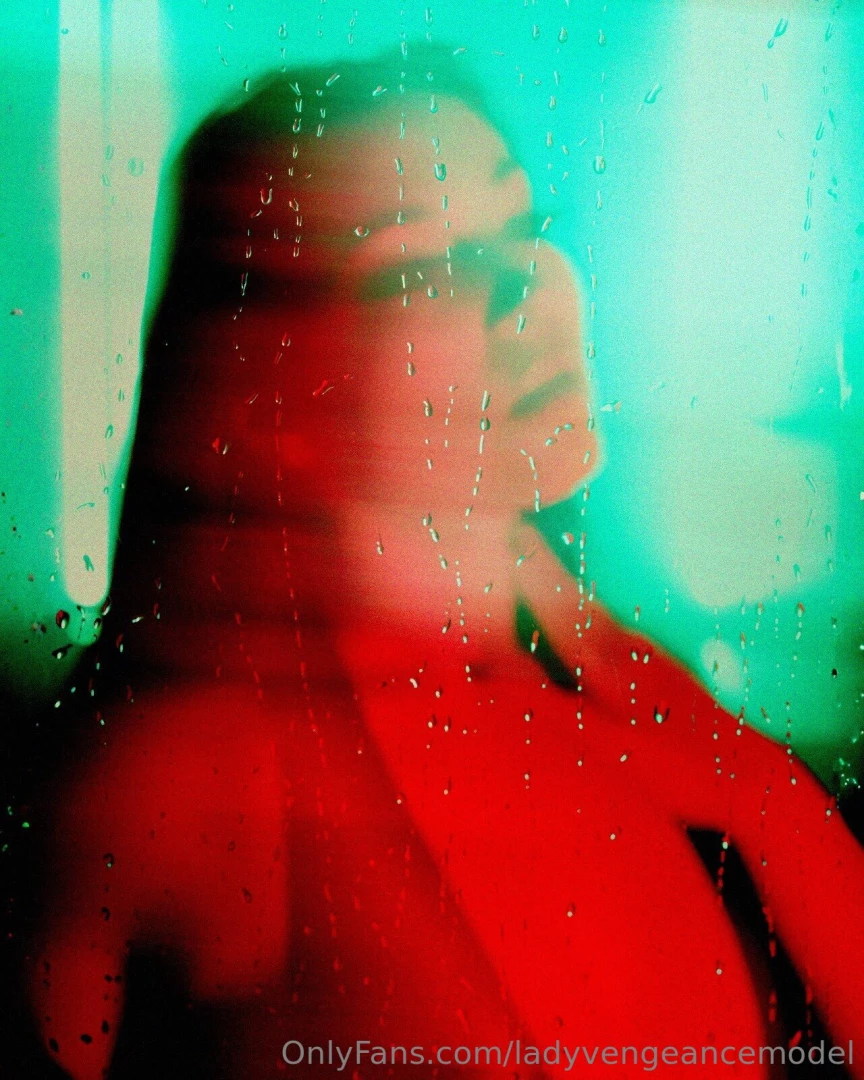 Third and last set from the shower shoot with jens de vos part 8 