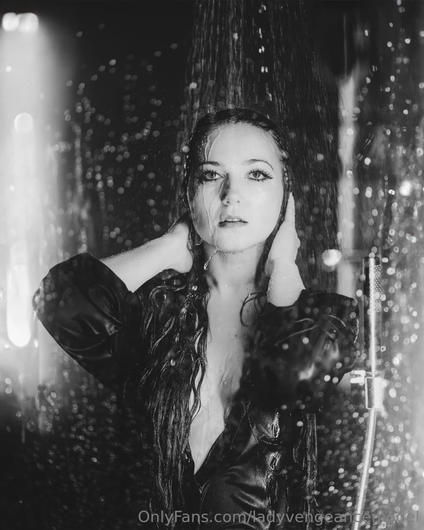 Third and last set from the shower shoot with jens de vos part 6 