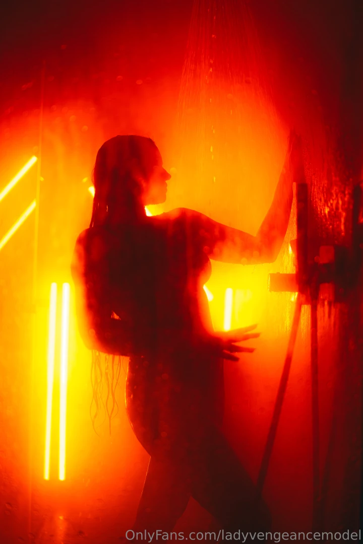 More from the shower shoot with jens de vos part 11 