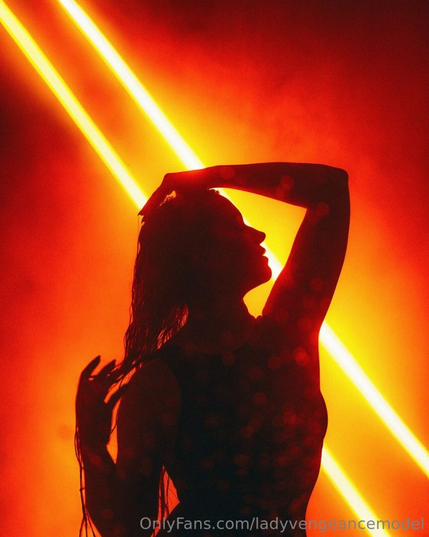 First edited series of the shower shoot with jens de vos very excited 