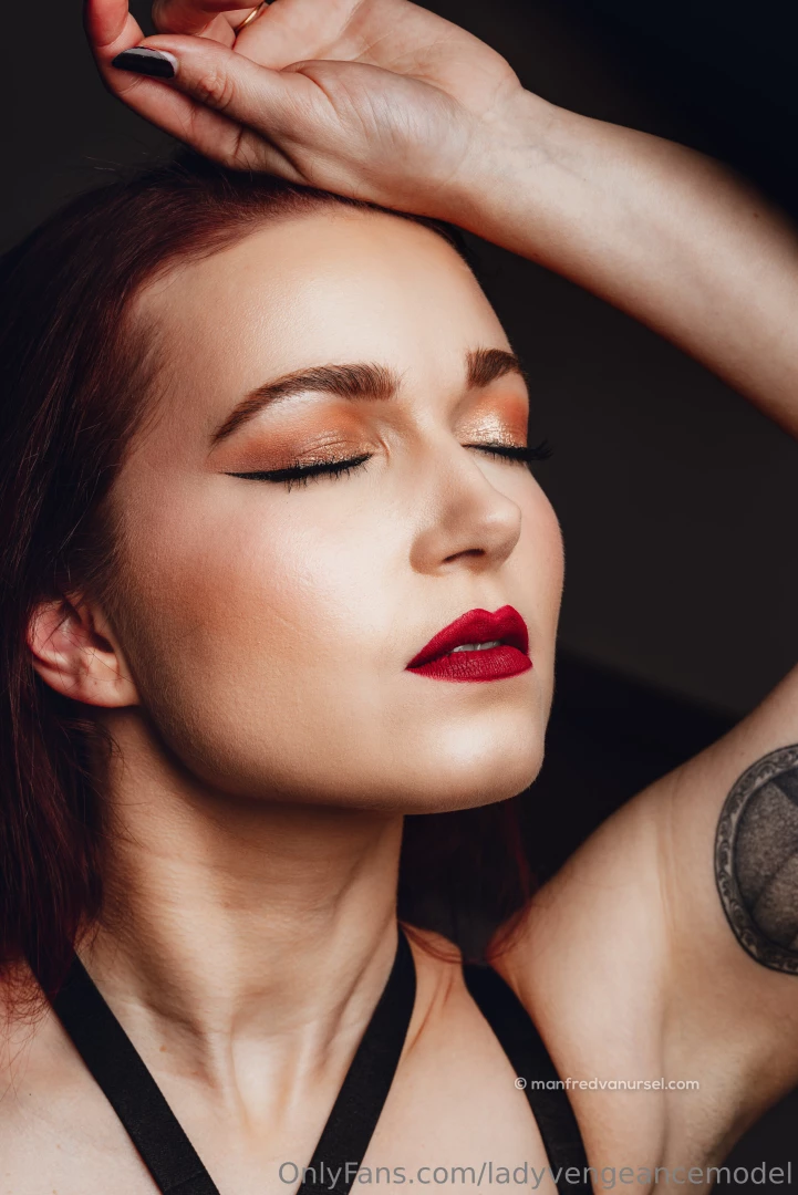 Since i can only post 40 pictures per post i made a selection from the part 8 