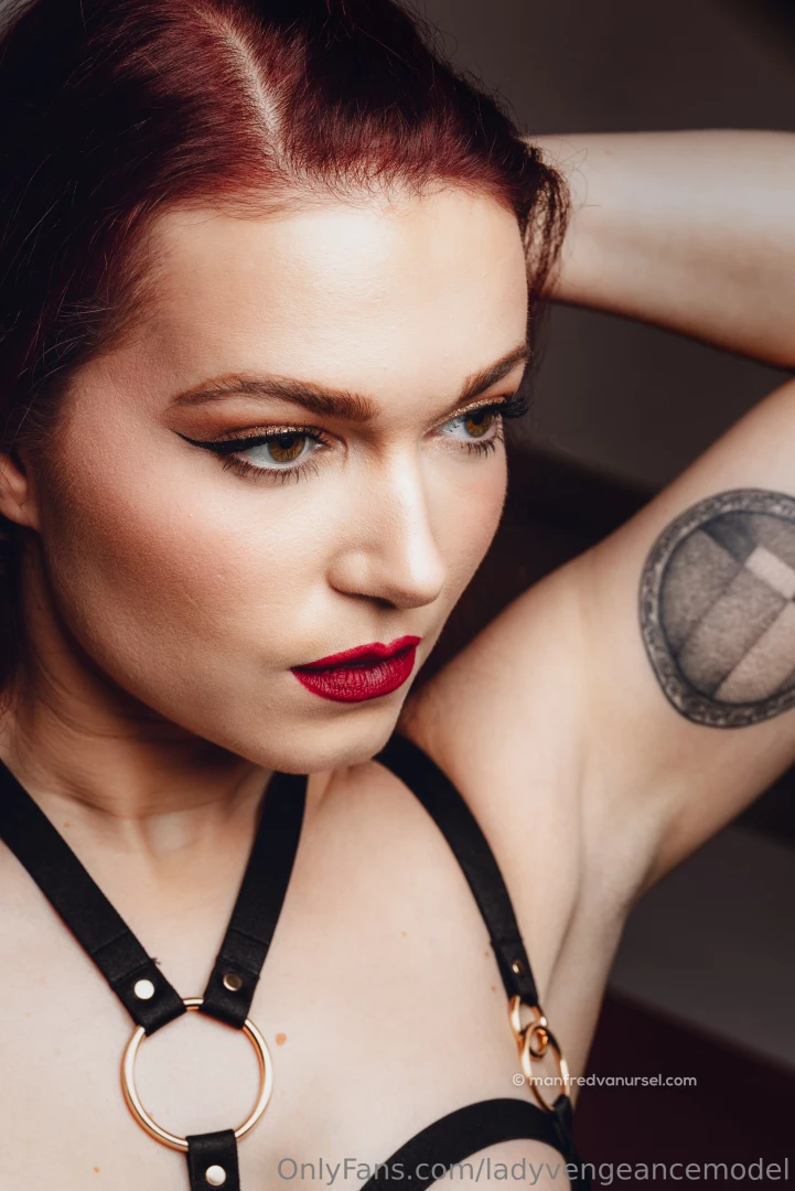 Since i can only post 40 pictures per post i made a selection from the part 4 