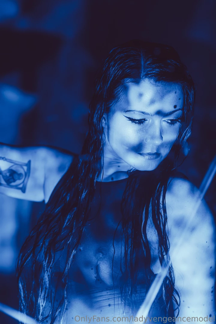 Set 2 from the shower shoot with jens de vos part 6 