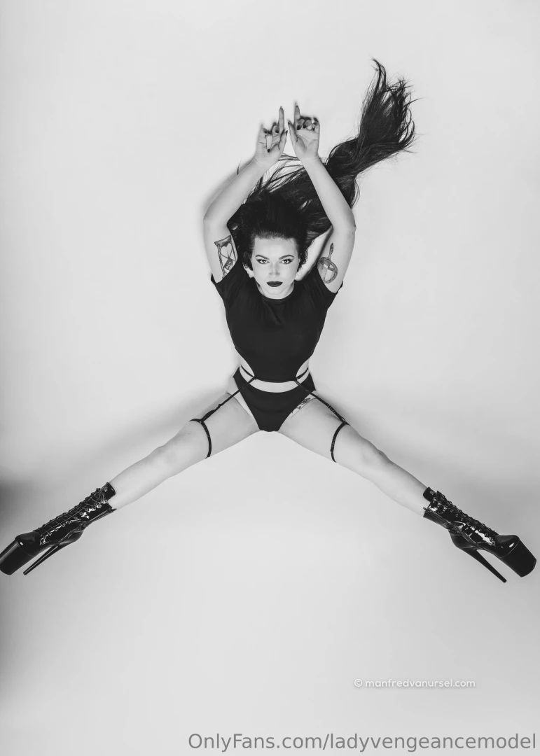 Since i can only post 40 pictures per post i made a selection from the part 1 