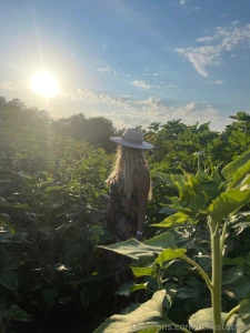 Photo dump of me in a sunflower patch which photo is your favorite let part 5