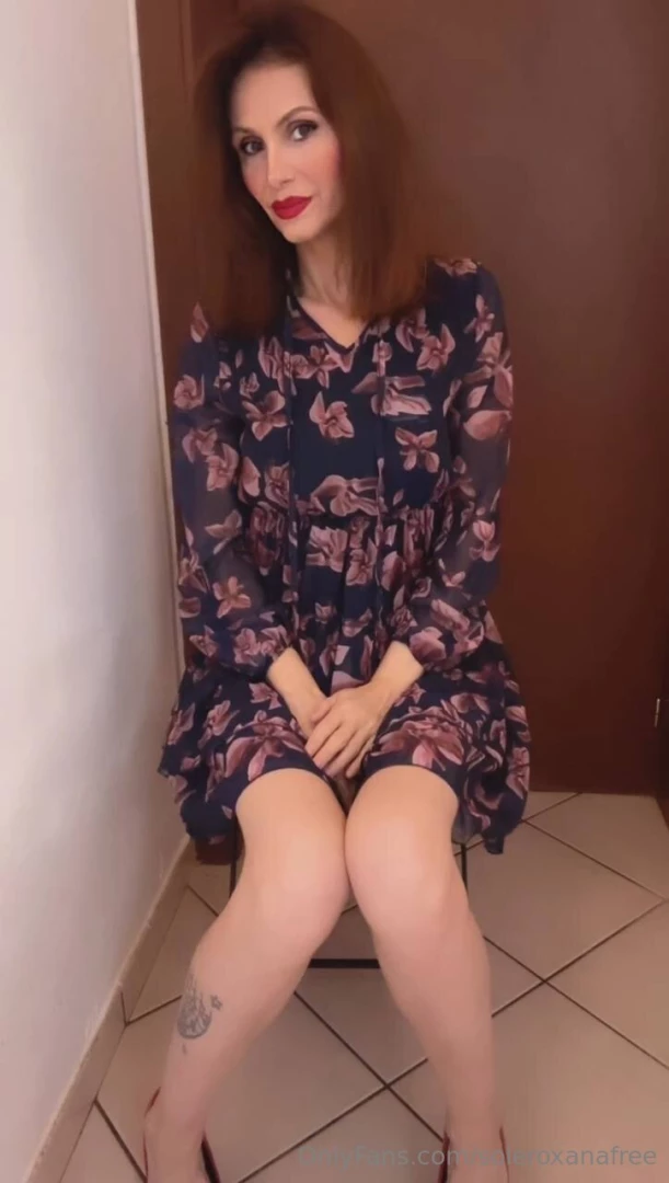 Sblocca qui per vedermi la figa aperta in questa posizione o iscriviti 