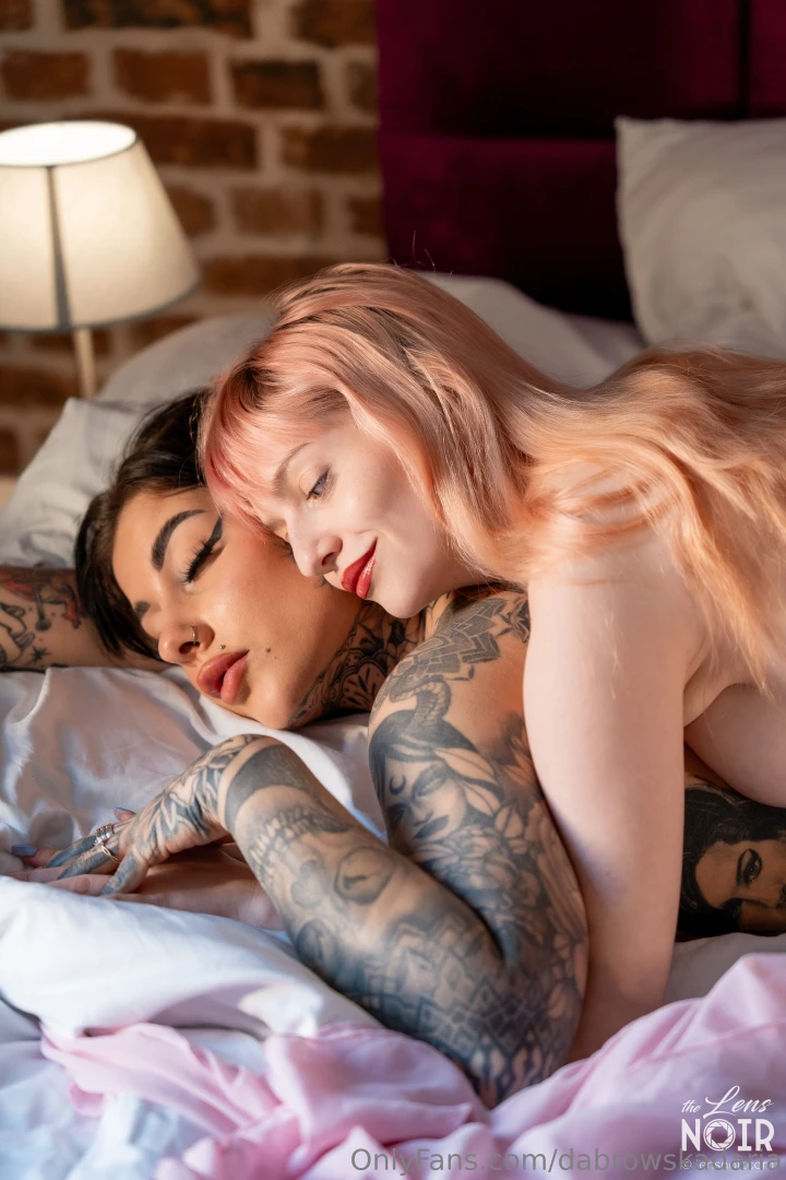 Who s ready for the hottest duo ever with kikijulek 