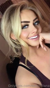 My smile has the power to make your cock hard