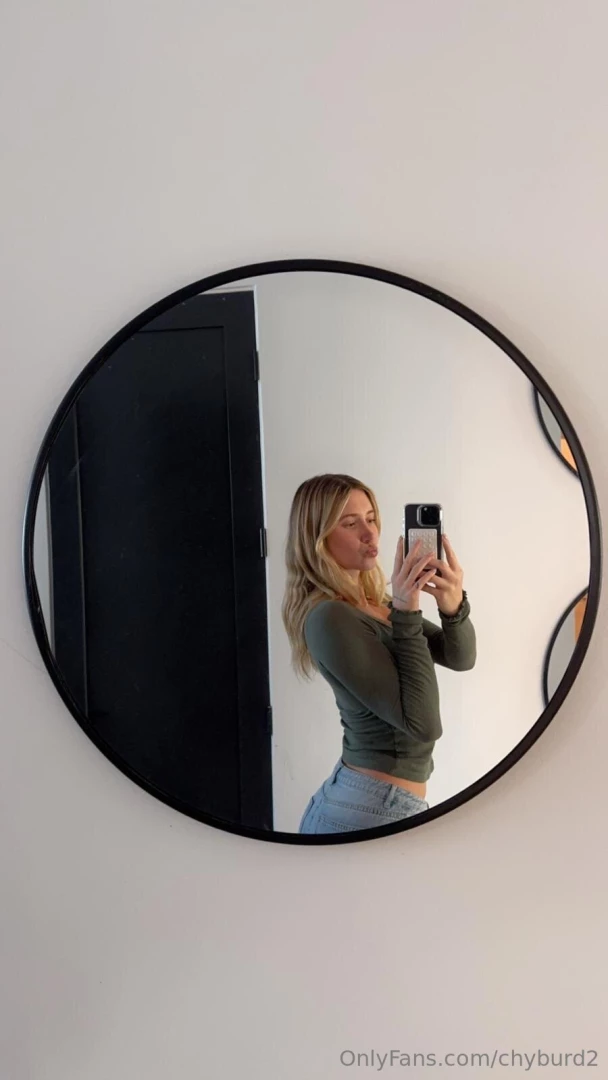 I only chat on my free nsfw page here https onlyfans com chyburd 