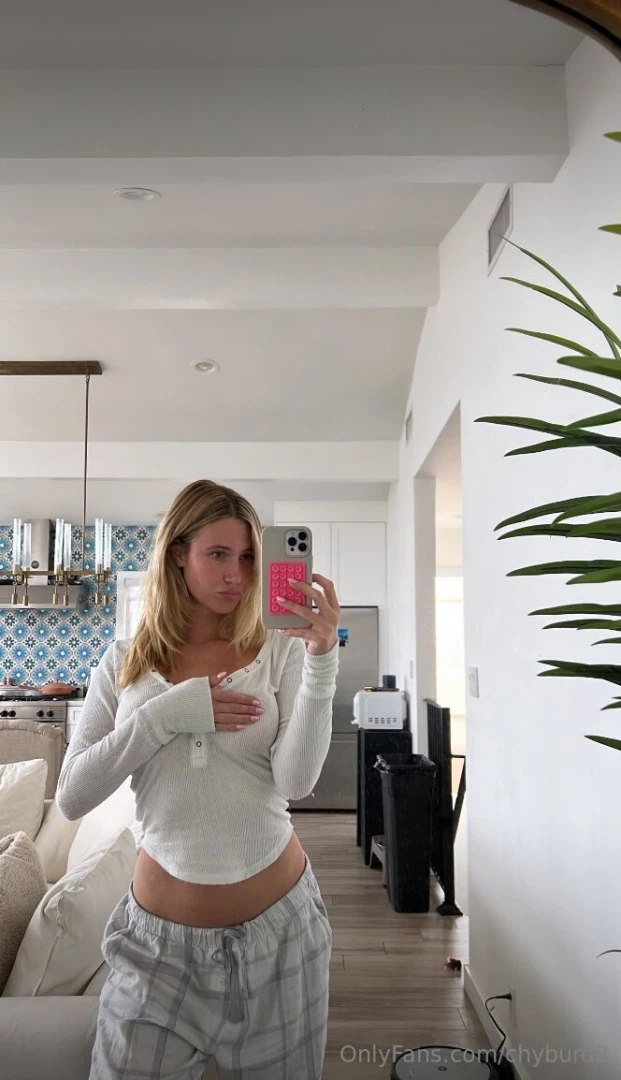 Click here for sum free fun --- gt onlyfans com chyburd 