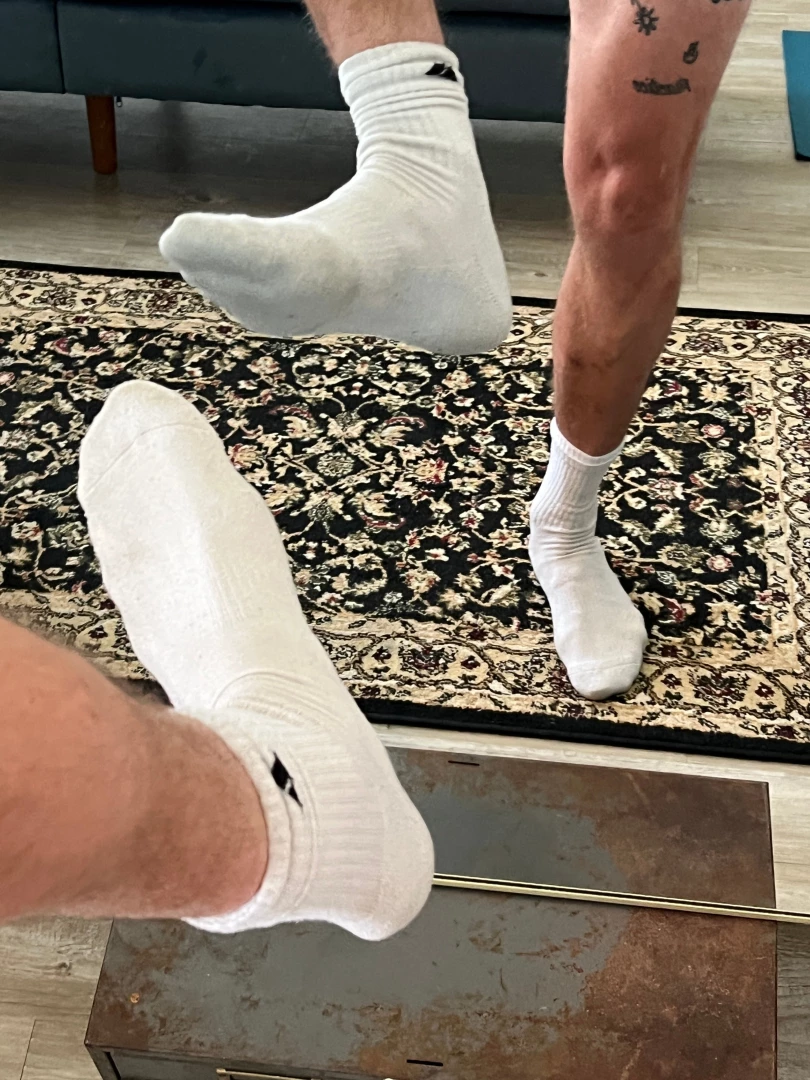 Happy friday did someone order a foot trifecta 