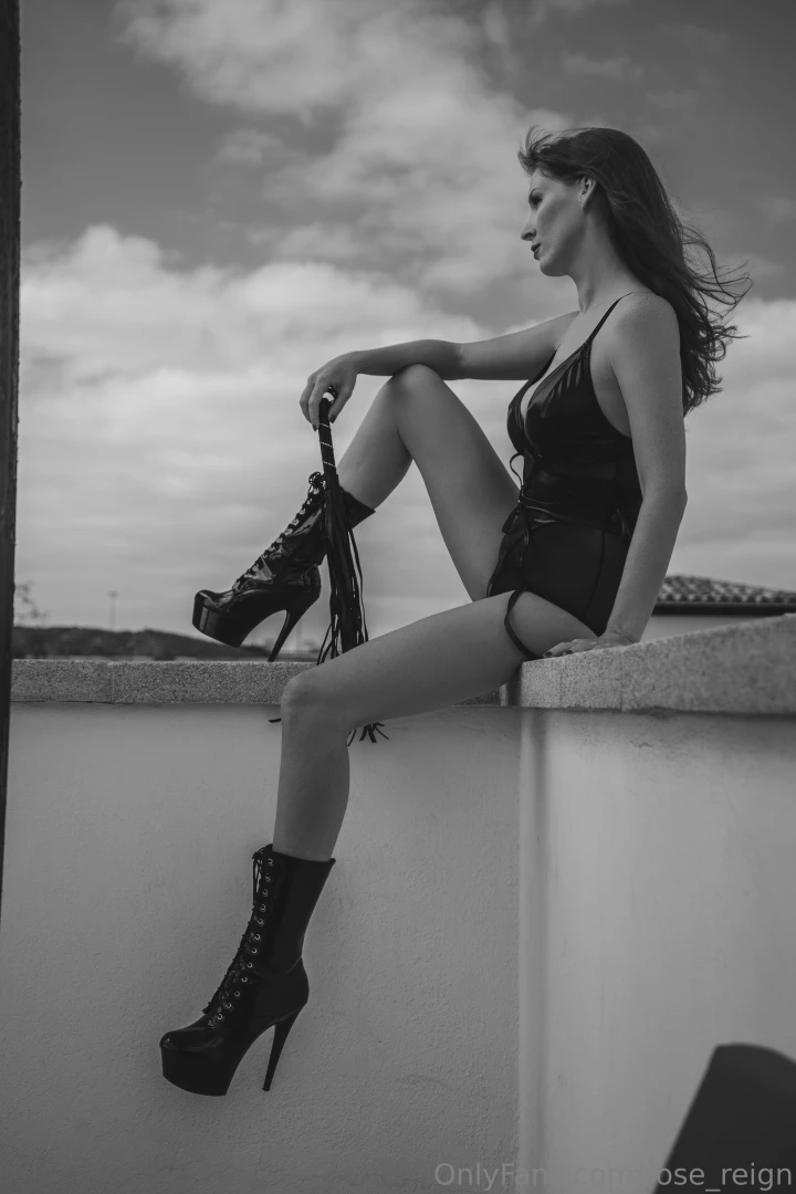 Wanna see more of me in leather 