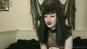 Dnd roleplay i m a necromancer i work with dead things right not your