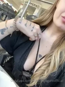 Sto andando in spiaggia voi che fate pi tardi super video in doccia