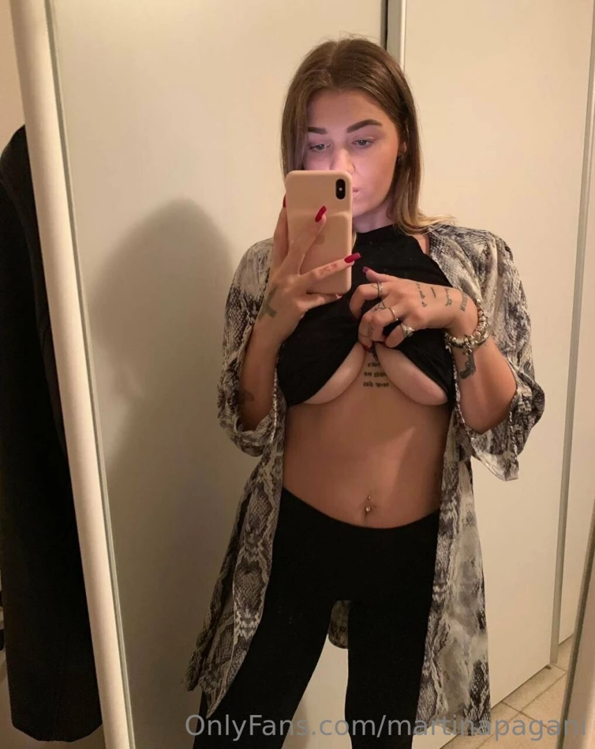 Le faccio uscire do i let them out 