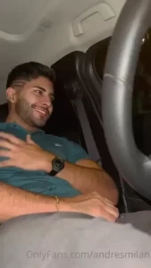 I started as an uber in my city and this first day left me quite horny