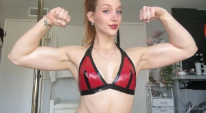 10 minutes of flexing rubbing oil on my muscles in my latex bikini