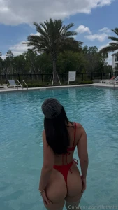 Some views are just amazing from behind will you stay in the water -