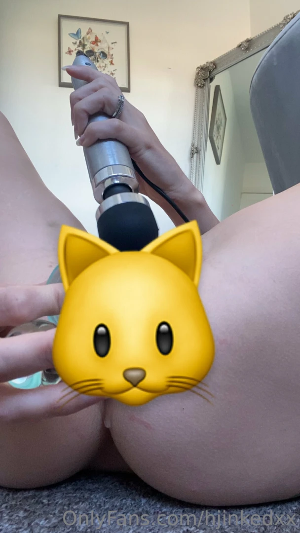 This black lace lingerie is so sexy and even better it s crotchless 