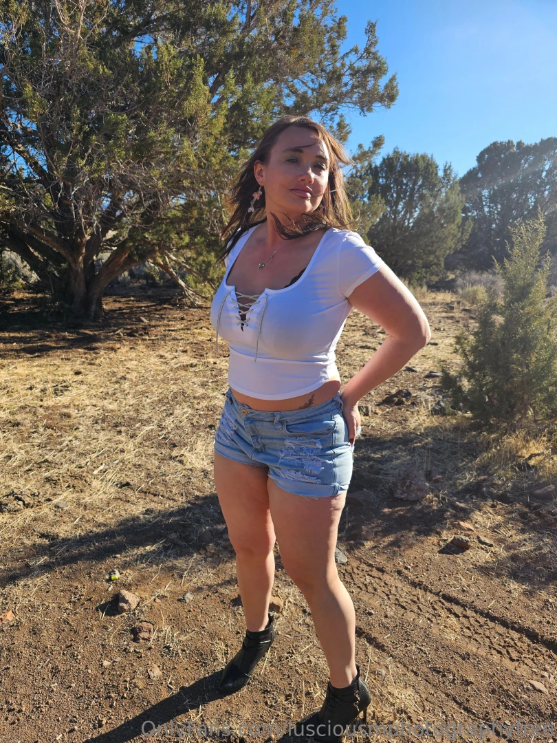 Sneak peak from our new photoshoot i ve missed doing them drop a tip 