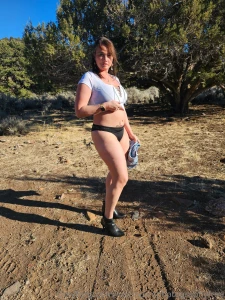 Time for new nails drop a tip of any amount and i ll send you a super