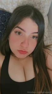 With or without glasses how do you prefer to fill my face with your