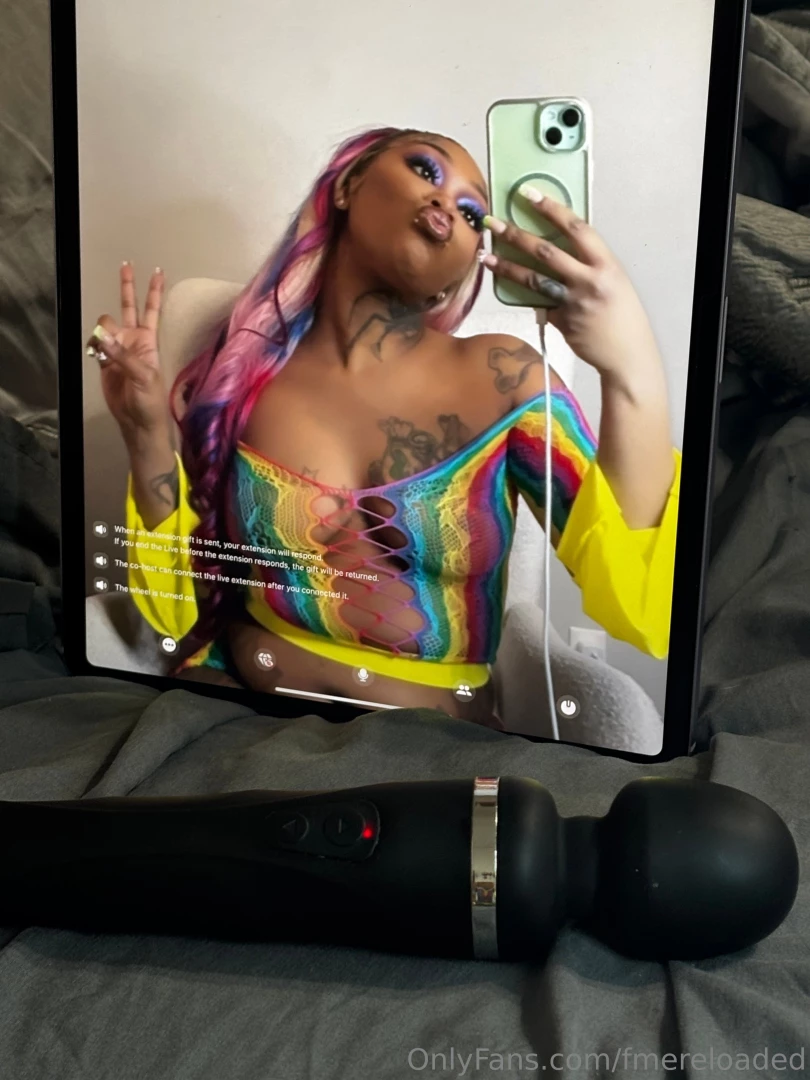 Im live right now looking this sexy cum nut on my face part 1 