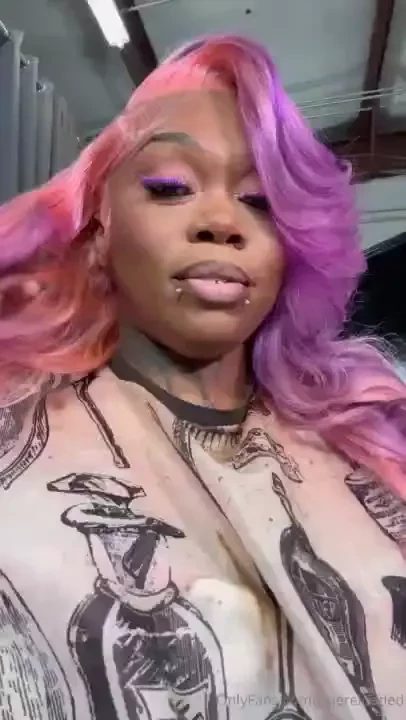 Im about to go live amp i look so sexy come turn me up with tips part 3 