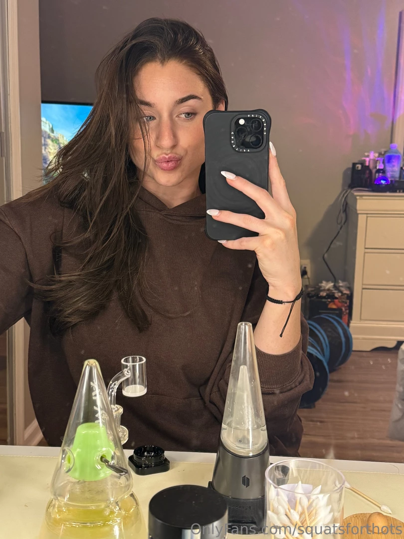 Do you like how i blow my kisses or should i aim a little closer slide 