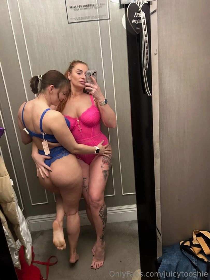 Easter bunnies incumming do you like girl-girl fun my beautiful bestie 