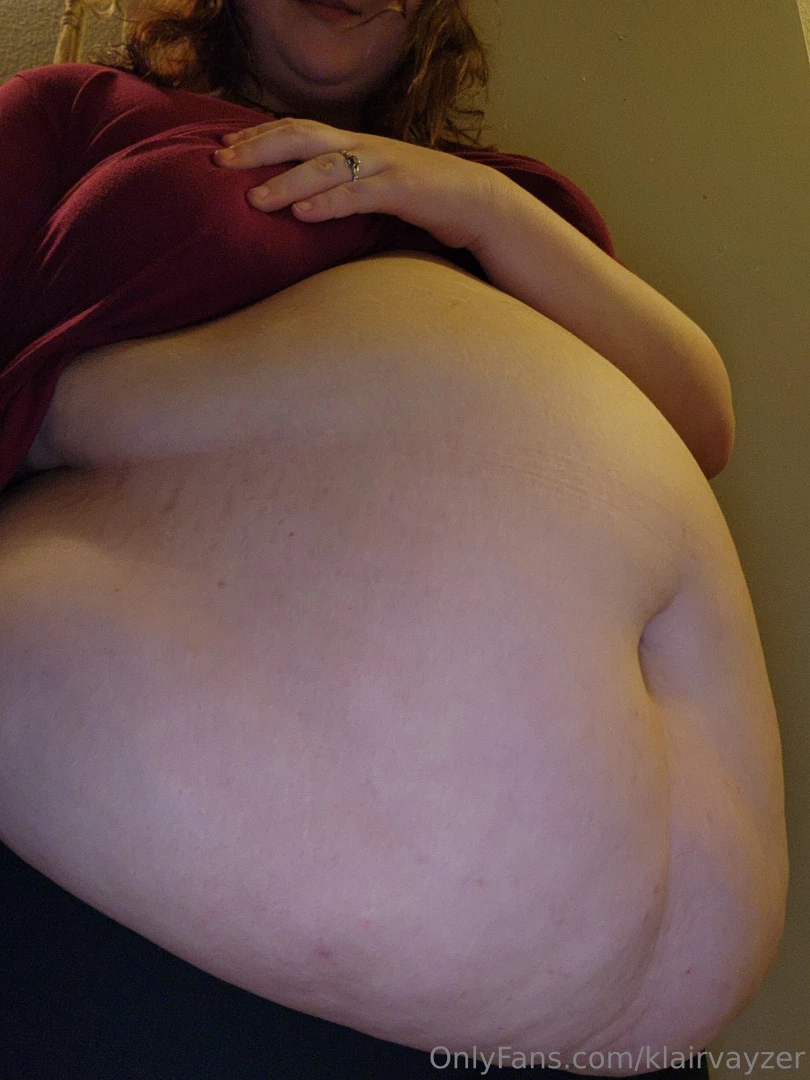 Soooo grateful for my little midnight feeding hehe can you guess what part 2 